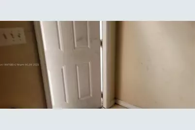 4031 SW 19th St, West Park, FL 33023 - Photo 20