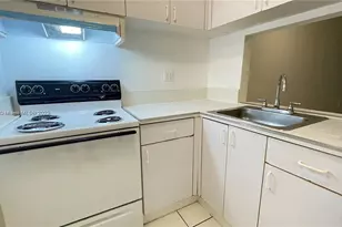 271 NW 177th St, Miami Gardens, FL 33169 - Photo 6