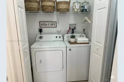 10012 NW 7th St #208, Miami, FL 33172 - Photo 10