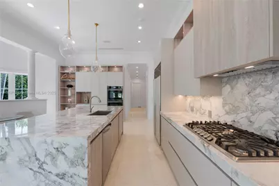 26 Tahiti Beach Island Rd, Coral Gables, FL 33143 - Photo 16