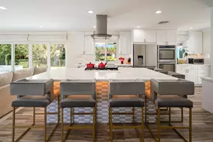 6380 SW 63rd Ave, South Miami, FL 33143 - Photo 8