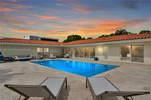 2240 Magnolia Dr, North Miami, FL 33181 - Photo 8