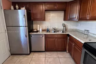 1591 NE Miami Gardens Dr, Miami, FL 33179 - Photo 4