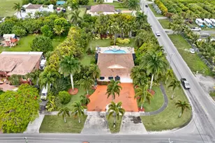 21551 SW 187th Ave, Miami, FL 33187 - Photo 30