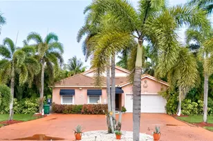 21551 SW 187th Ave, Miami, FL 33187 - Photo 1