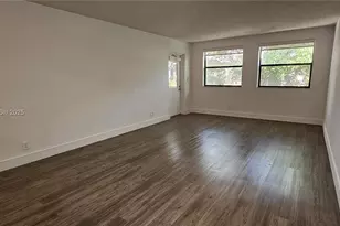 8100 Geneva Ct, Doral, FL 33166 - Photo 6