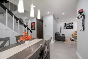 15863 SW 71st St, Miami, FL 33193 - Photo 10