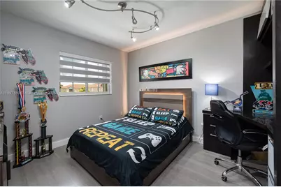 15863 SW 71st St, Miami, FL 33193 - Photo 28