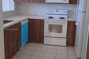 2551 SE 16th Terrace, Homestead, FL 33035 - Photo 8