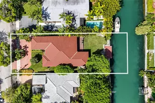 1855 Daytonia Rd, Miami Beach, FL 33141 - Photo 2