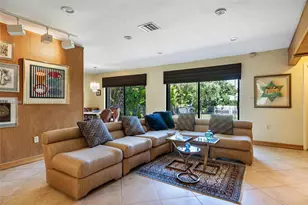 1855 Daytonia Rd, Miami Beach, FL 33141 - Photo 10