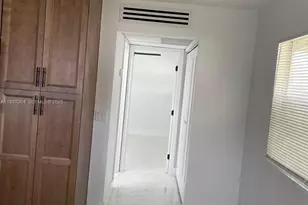 190 Seville H, Delray Beach, FL 33446 - Photo 6