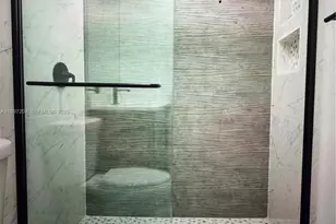 190 Seville H, Delray Beach, FL 33446 - Photo 12