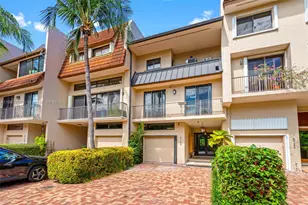 6124 Paradise Point Dr, Palmetto Bay, FL 33157 - Photo 2