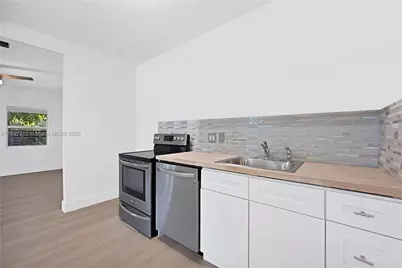 1127 NW 2nd Ave, Fort Lauderdale, FL 33311 - Photo 8