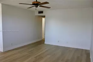 13255 SW 9th Ct, Pembroke Pines, FL 33027 - Photo 4