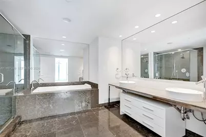 495 Brickell Ave #2301, Miami, FL 33131 - Photo 24