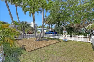 213 E 25th St, Riviera Beach, FL 33404 - Photo 4