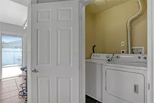 213 E 25th St, Riviera Beach, FL 33404 - Photo 12