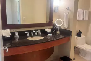 18001 Collins, Sunny Isles Beach, FL 33160 - Photo 20