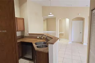 3020 Laurel Ridge Cir, Riviera Beach, FL 33404 - Photo 6