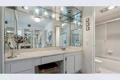 3701 N Country Club Dr #606, Aventura, FL 33180 - Photo 12