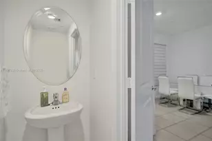 250 SW 159th Ct, Pembroke Pines, FL 33027 - Photo 24