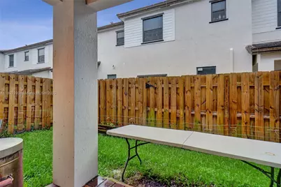 250 SW 159th Ct #250, Pembroke Pines, FL 33027 - Photo 26