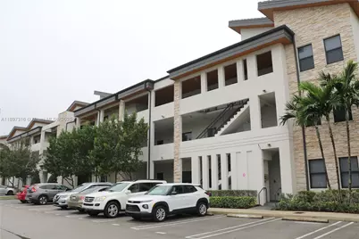 7819 NW 104th Ave #3, Doral, FL 33178 - Photo 2