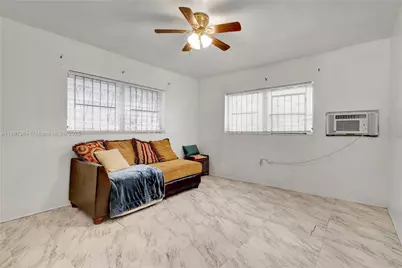 1140 NW 127th St, North Miami, FL 33168 - Photo 10