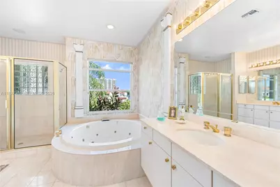 3699 NE 208th Ter, Aventura, FL 33180 - Photo 24