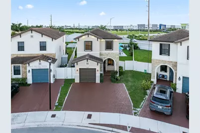 10800 W 35th Way, Hialeah, FL 33018 - Photo 28