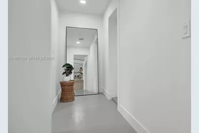 117 NE 20th St, Wilton Manors, FL 33305 - Photo 24