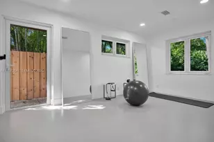 117 NE 20th St, Wilton Manors, FL 33305 - Photo 14