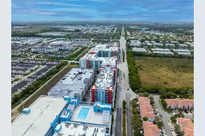 7751 NW 107th Ave #422, Doral, FL 33178 - Photo 32
