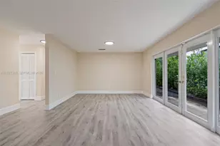 50 SW 26th Rd, Miami, FL 33129 - Photo 10