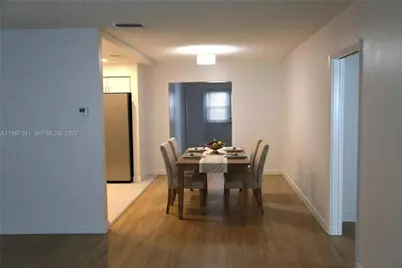 4233 Washington St, Hollywood, FL 33021 - Photo 6