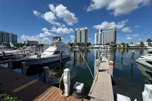 7928 East Dr, North Bay Village, FL 33141 - Photo 36