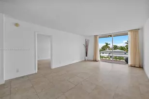 2935 NE 163rd St, North Miami Beach, FL 33160 - Photo 6