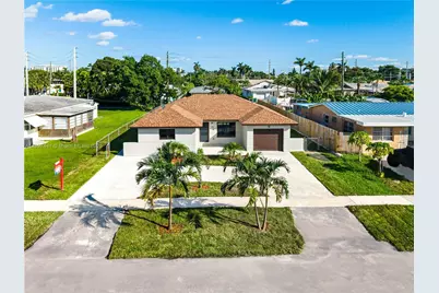 205 SE 3rd St, Dania Beach, FL 33004 - Photo 1