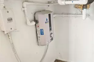 2150 SW 16th Ave, Miami, FL 33145 - Photo 16