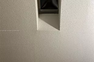 1634 N 15th Terrace, Hollywood, FL 33020 - Photo 10