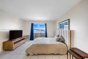 7904 West Dr, North Bay Village, FL 33141 - Photo 10