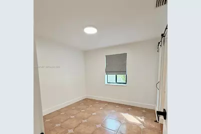 2729 SW 67th Ave, Miami, FL 33155 - Photo 8