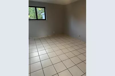 [Address not provided], North Miami, FL 33161 - Photo 12