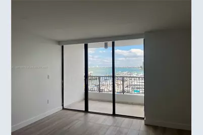 555 NE 15th St #411, Miami, FL 33132 - Photo 8