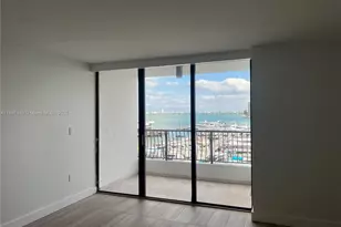 555 NE 15th St, Miami, FL 33132 - Photo 8