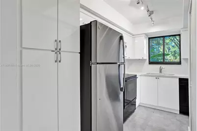 20332 NE 34th Ct #26, Aventura, FL 33180 - Photo 8