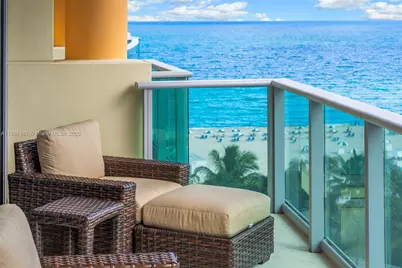 1455 Ocean Dr #1003, Miami Beach, FL 33139 - Photo 12