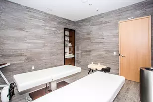 55 SW 9th St, Miami, FL 33130 - Photo 28